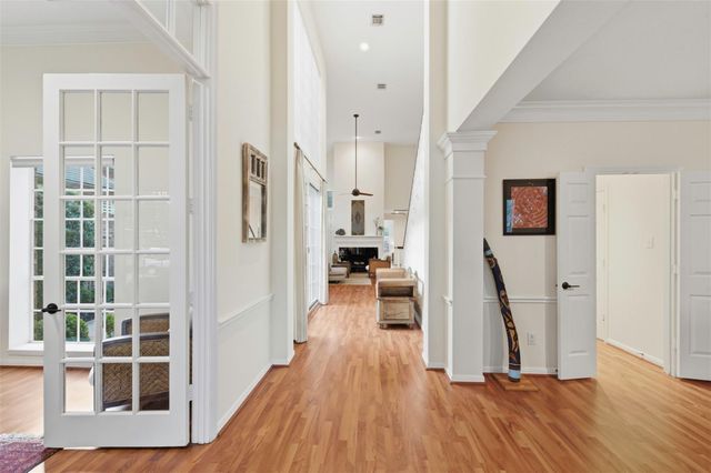 13906 Holly Lynn Lane, Houston, TX 77077