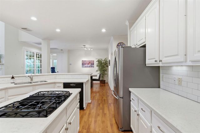 13906 Holly Lynn Lane, Houston, TX 77077