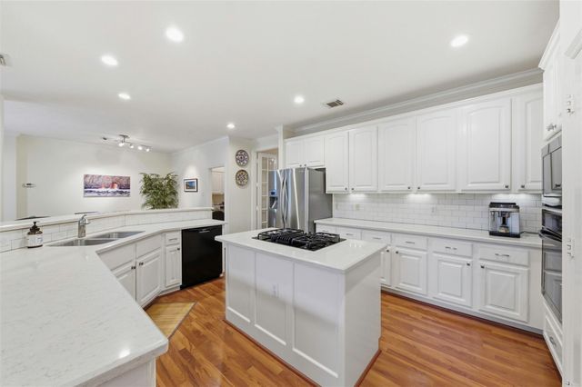 13906 Holly Lynn Lane, Houston, TX 77077