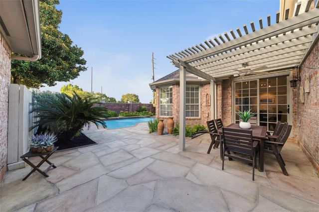 13906 Holly Lynn Lane, Houston, TX 77077