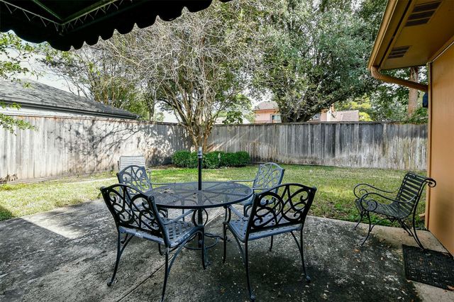 9123 Chesney Downs Drive, Houston, TX 77083