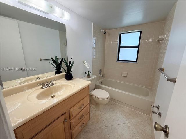 11312 Taft St 11312, Pembroke Pines, FL 33026