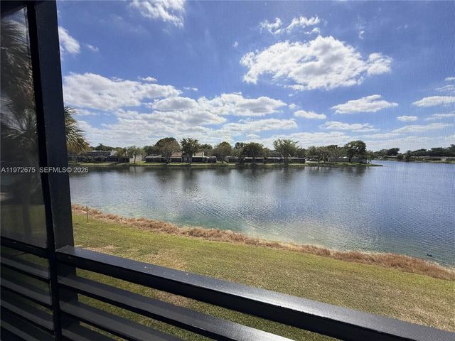 11312 Taft St 11312, Pembroke Pines, FL 33026