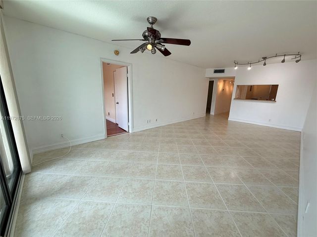 11312 Taft St 11312, Pembroke Pines, FL 33026