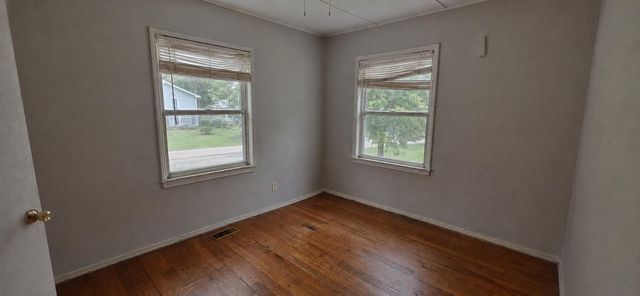 306 E Hampton Street, Elloree, SC 29047