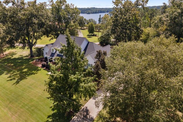 1003 Mohawk Drive, Lincolnton, GA 30817