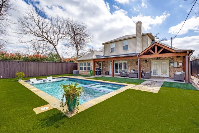 3763 Manana Drive, Dallas, TX 75220