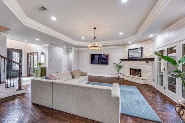 3763 Manana Drive, Dallas, TX 75220