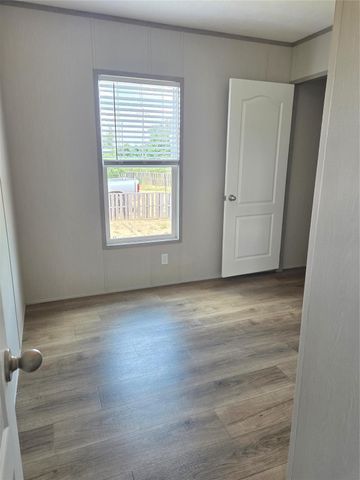 874 Road 5914-05, Cleveland, TX 77327