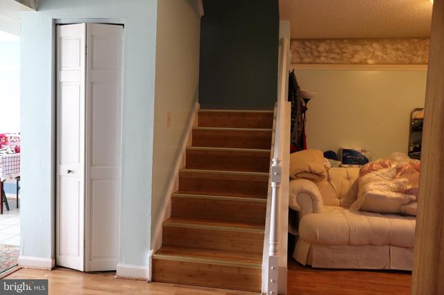 8998 BONHAM CIR, Manassas, VA 20110