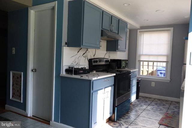 8998 BONHAM CIR, Manassas, VA 20110