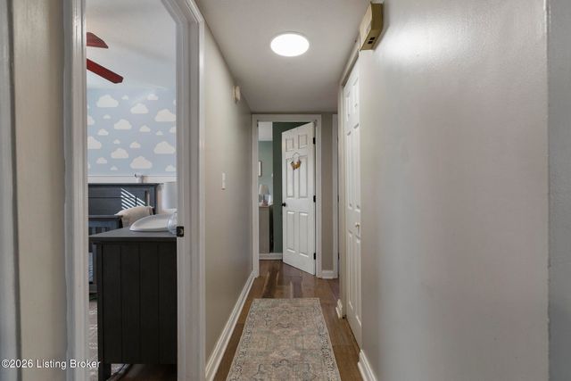 6812 Village Green Blvd, Pewee Valley, KY 40056