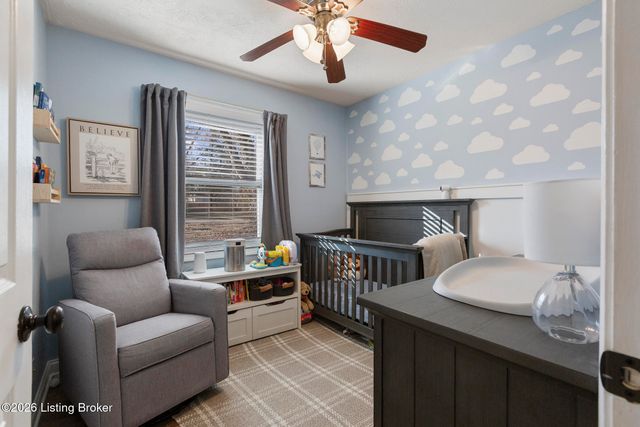 6812 Village Green Blvd, Pewee Valley, KY 40056