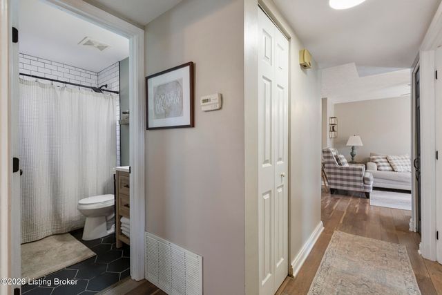 6812 Village Green Blvd, Pewee Valley, KY 40056