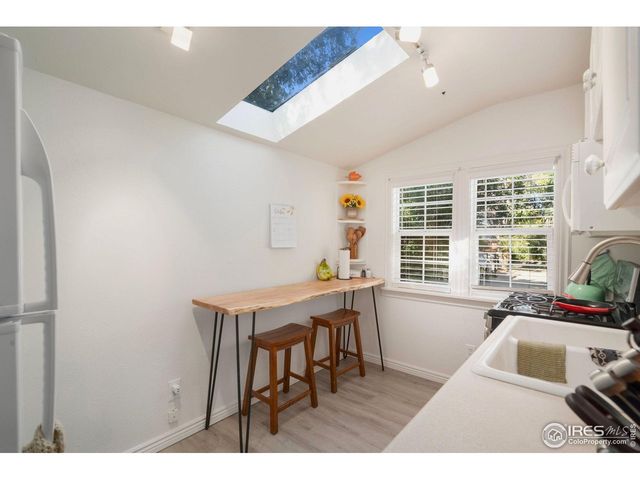 643 W 10th St, Loveland, CO 80537