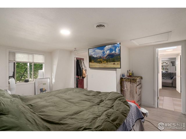 643 W 10th St, Loveland, CO 80537