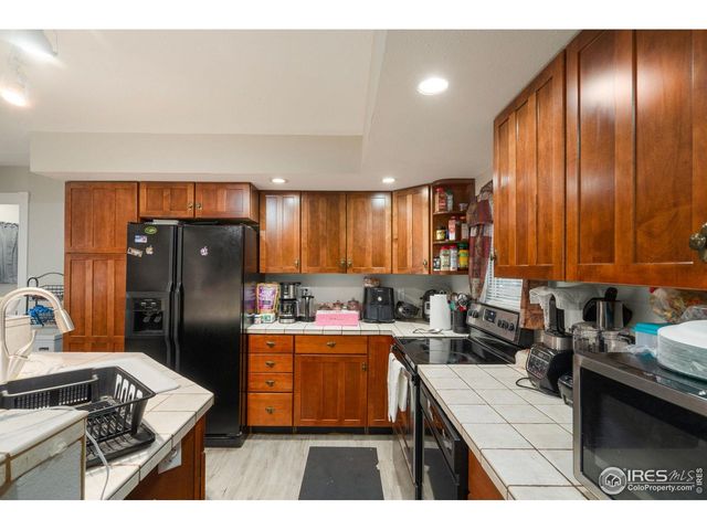 643 W 10th St, Loveland, CO 80537