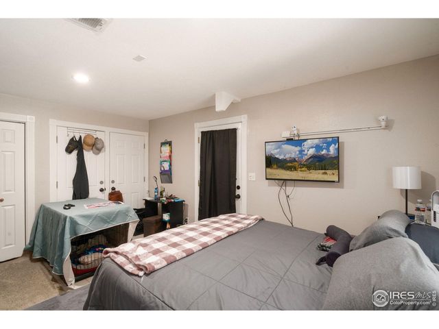 643 W 10th St, Loveland, CO 80537