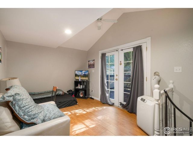 643 W 10th St, Loveland, CO 80537