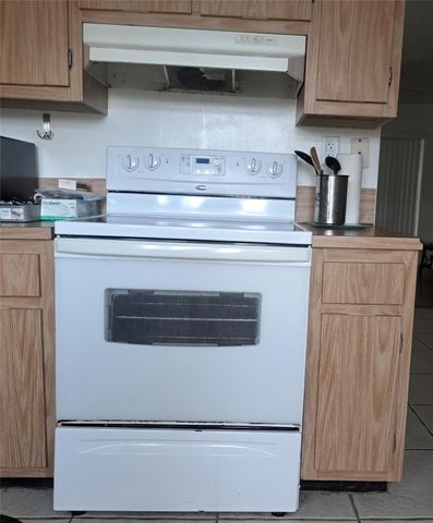 3030 NW 68th Street 205, Fort Lauderdale, FL 33309