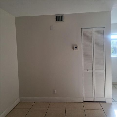3030 NW 68th Street 205, Fort Lauderdale, FL 33309