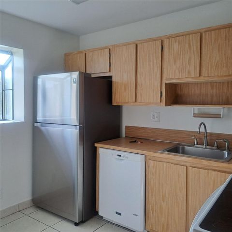 3030 NW 68th Street 205, Fort Lauderdale, FL 33309