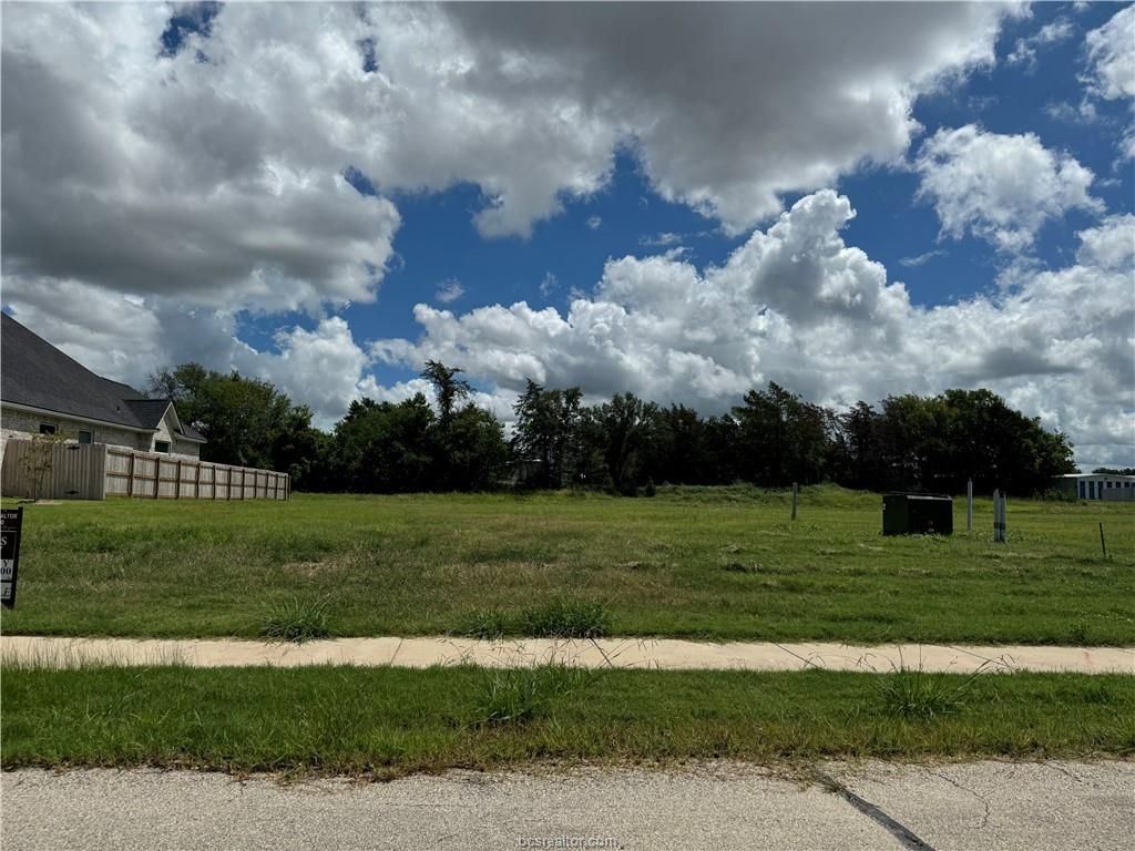 1632 Bennett Street, Bryan, TX 77802 — photo 2