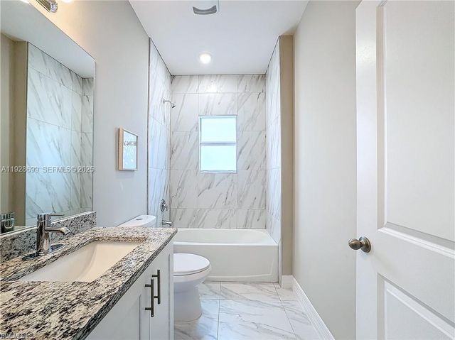 313 Hermosa Ave 0, Lehigh Acres, FL 33974