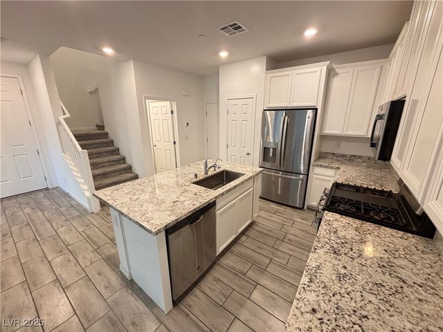 965 Nevada State Drive 40101, Henderson, NV 89002