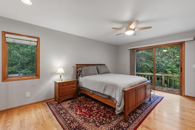 2944 Ridley ROAD, Hartland, WI 53029