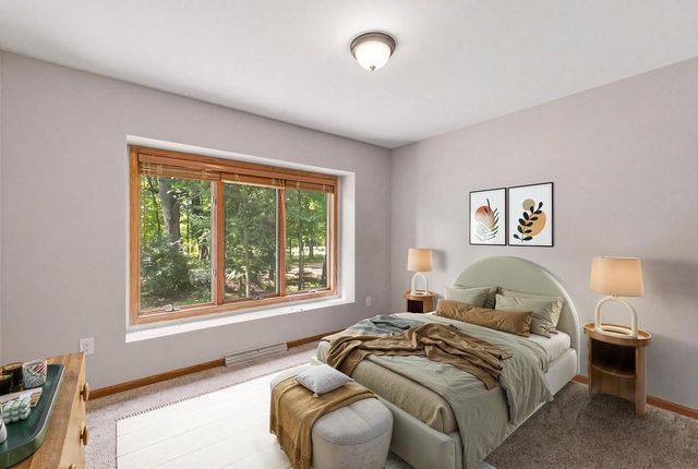 2944 Ridley ROAD, Hartland, WI 53029