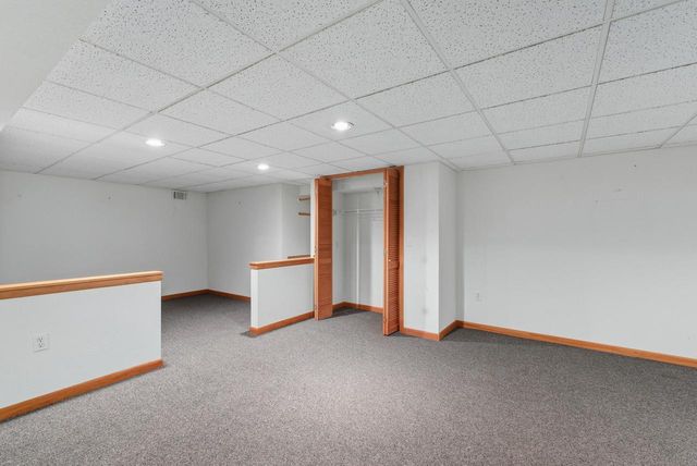 2944 Ridley ROAD, Hartland, WI 53029