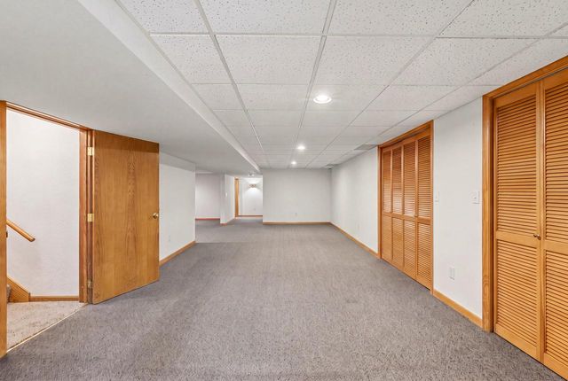 2944 Ridley ROAD, Hartland, WI 53029