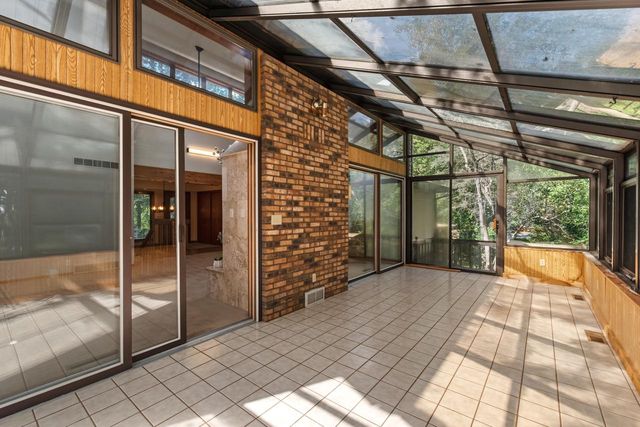 2944 Ridley ROAD, Hartland, WI 53029