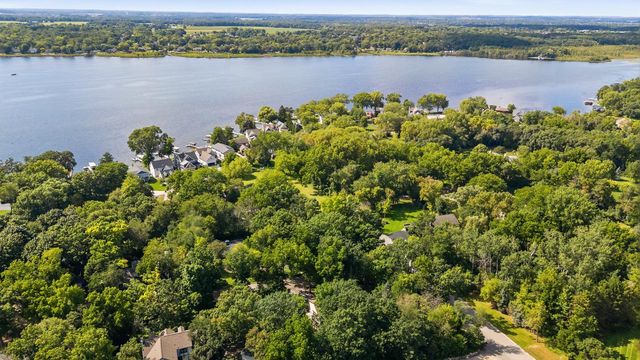 2944 Ridley ROAD, Hartland, WI 53029