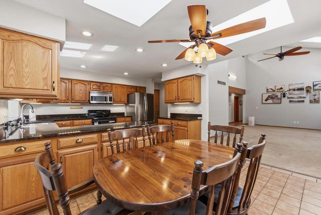 2944 Ridley ROAD, Hartland, WI 53029