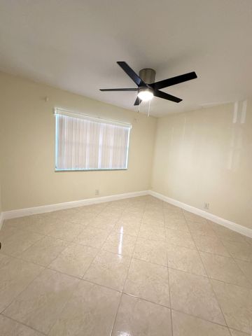 9440 SW 8th Street 109, Boca Raton, FL 33428