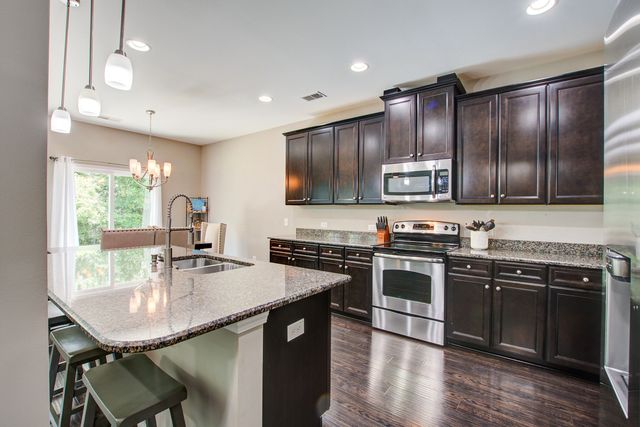 514 Mountain Laurel Circle, Goose Creek, SC 29445