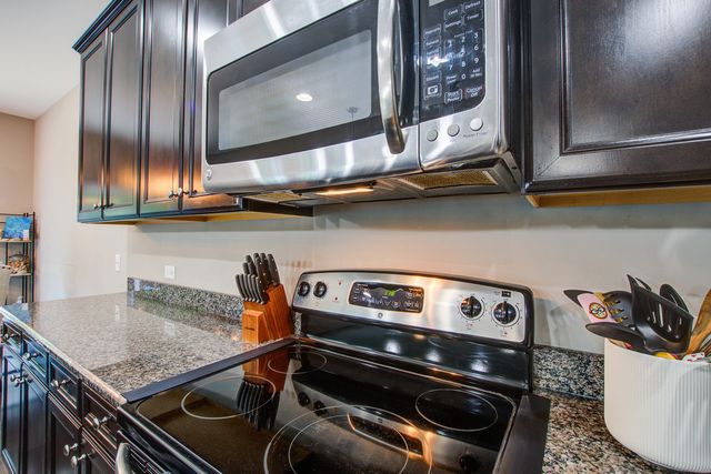 514 Mountain Laurel Circle, Goose Creek, SC 29445