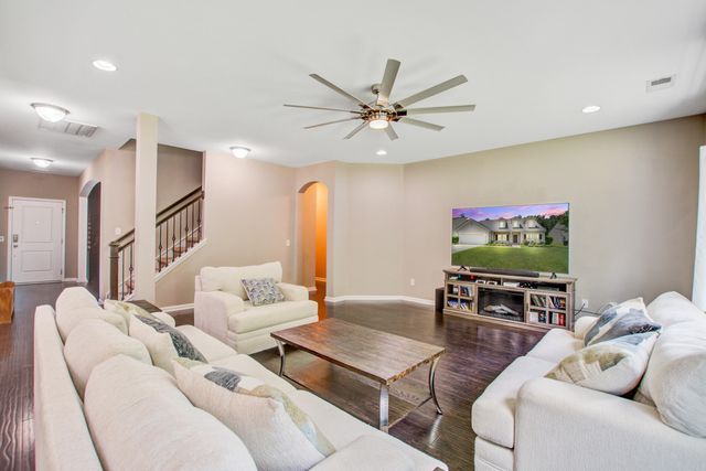 514 Mountain Laurel Circle, Goose Creek, SC 29445