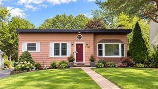 1161 S Edgewood Avenue, Lombard, IL 60148