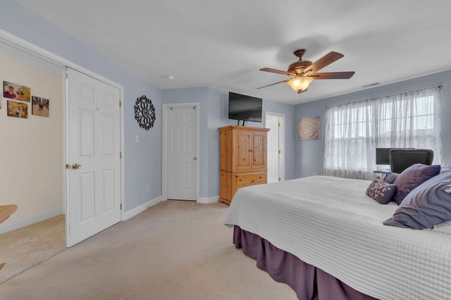 34 GLACIER DR, Berlin, NJ 08009