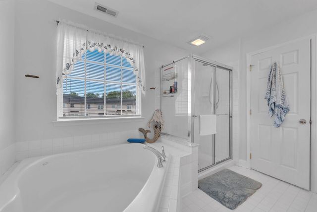 34 GLACIER DR, Berlin, NJ 08009