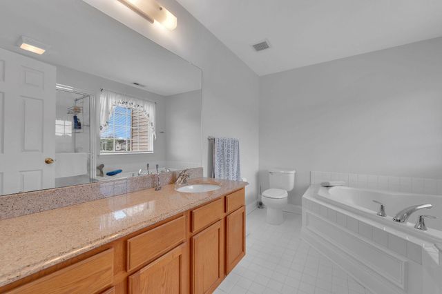 34 GLACIER DR, Berlin, NJ 08009
