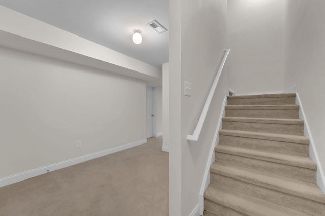 34 GLACIER DR, Berlin, NJ 08009