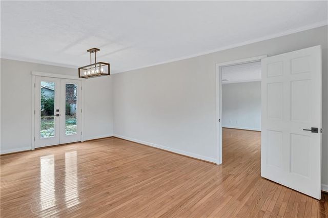 5045 Chestnut Forest Lane, Dunwoody, GA 30360