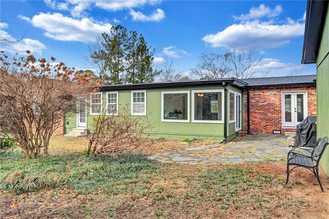 5045 Chestnut Forest Lane, Dunwoody, GA 30360