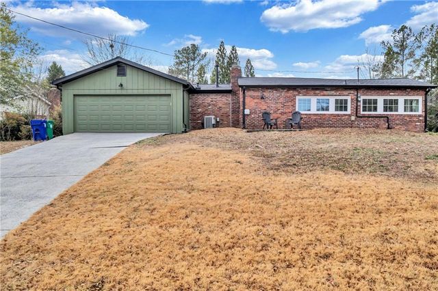 5045 Chestnut Forest Lane, Dunwoody, GA 30360