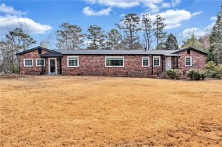 5045 Chestnut Forest Lane, Dunwoody, GA 30360