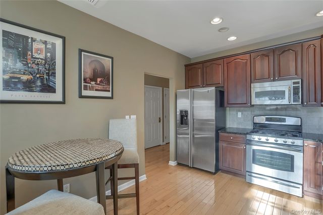 834 Huntington Drive, Fishkill, NY 12524